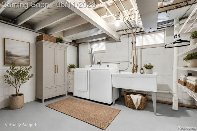 3015 Bembridge Road, Royal Oak, MI 48073