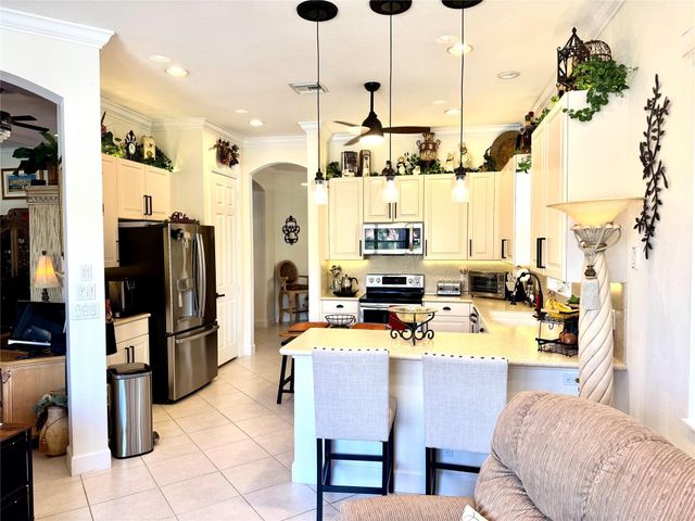 8736 Bellido Cir, Boynton Beach, FL 33472