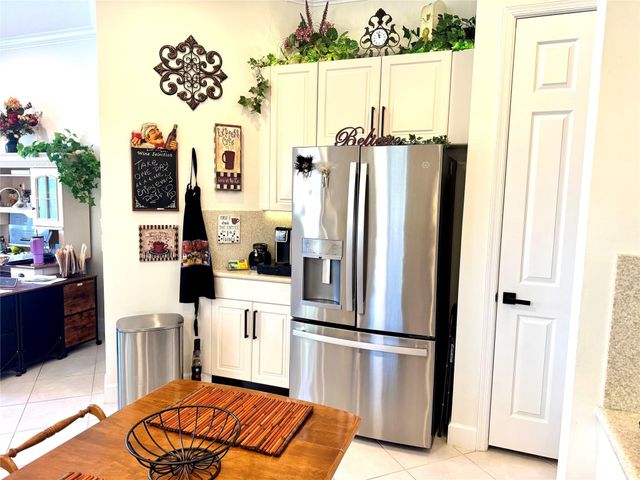 8736 Bellido Cir, Boynton Beach, FL 33472