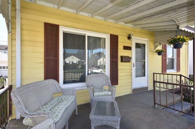 2929 Commonwealth Drive, Parma, OH 44134