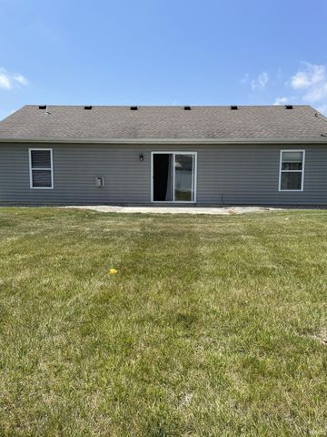 1702 Midsummer Night Cove, Fort Wayne, IN 46818