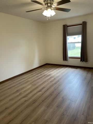 1702 Midsummer Night Cove, Fort Wayne, IN 46818