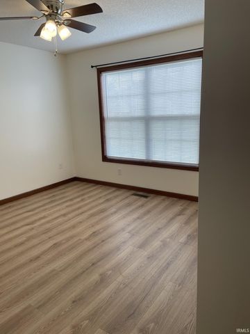 1702 Midsummer Night Cove, Fort Wayne, IN 46818