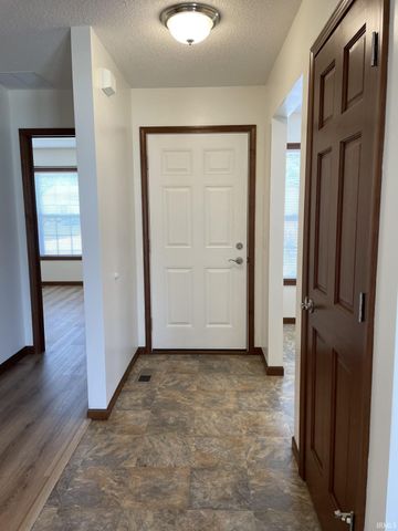 1702 Midsummer Night Cove, Fort Wayne, IN 46818