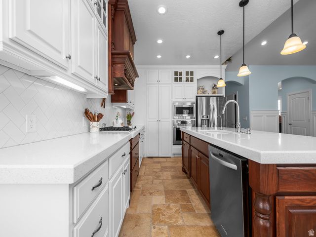 968 S CANYON RD, Santaquin, UT 84655