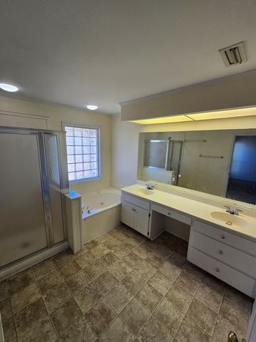 200 Lighthouse, Dothan, AL 36305