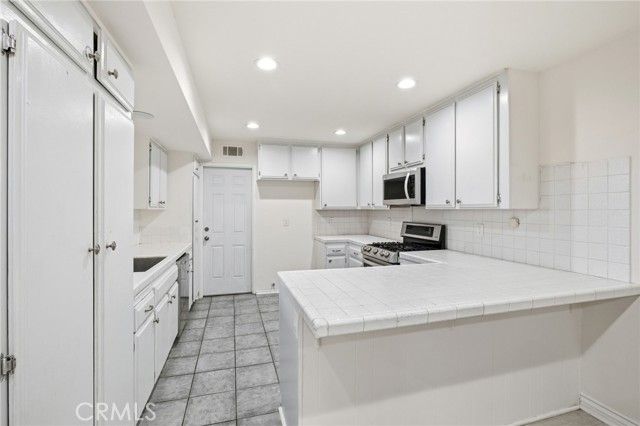 4502 Lubbock D, Simi Valley, CA 93063