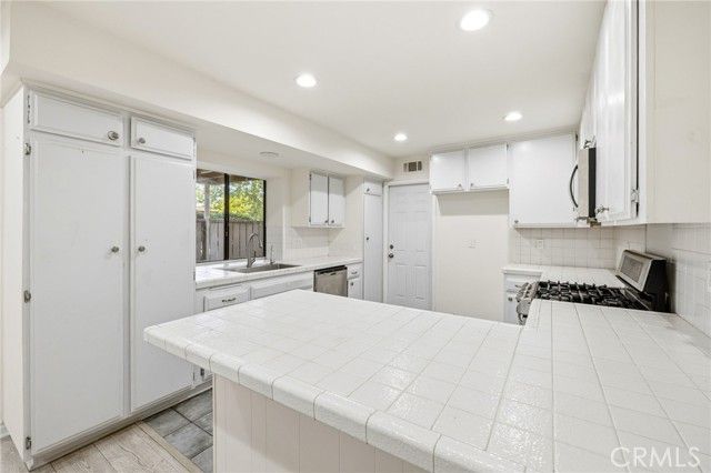 4502 Lubbock D, Simi Valley, CA 93063