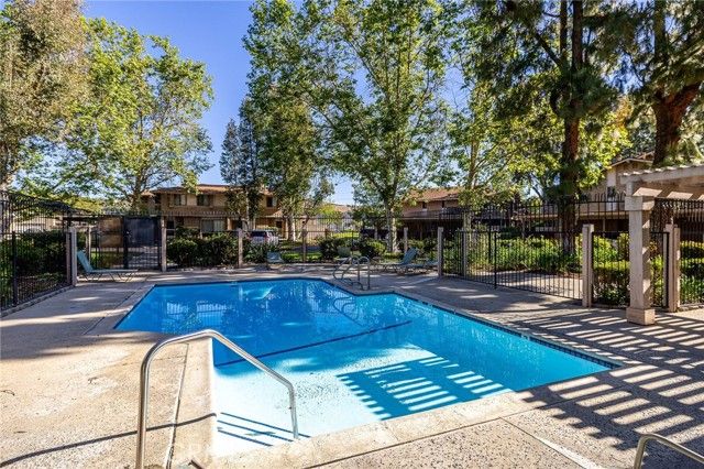 4502 Lubbock D, Simi Valley, CA 93063