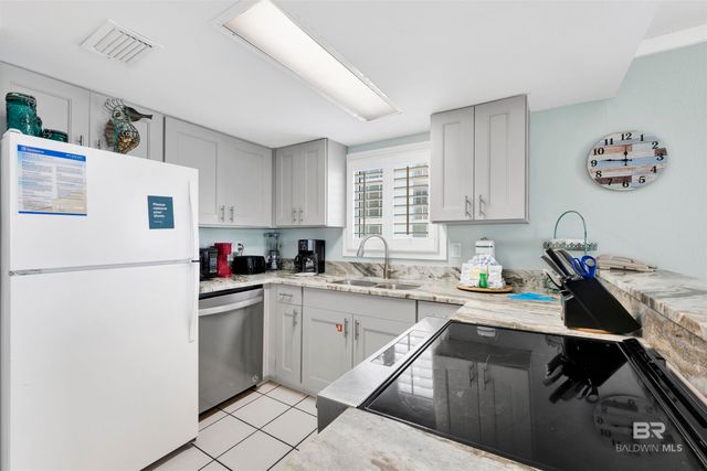 517 E Beach Boulevard 2A, Gulf Shores, AL 36542