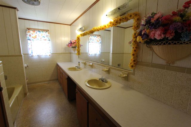 112 Paul Dr, Houma, LA 70363