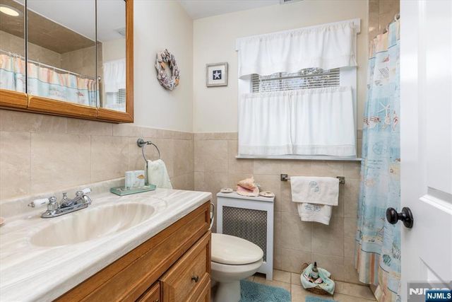 32 Spring Garden Avenue, Nutley, NJ 07110