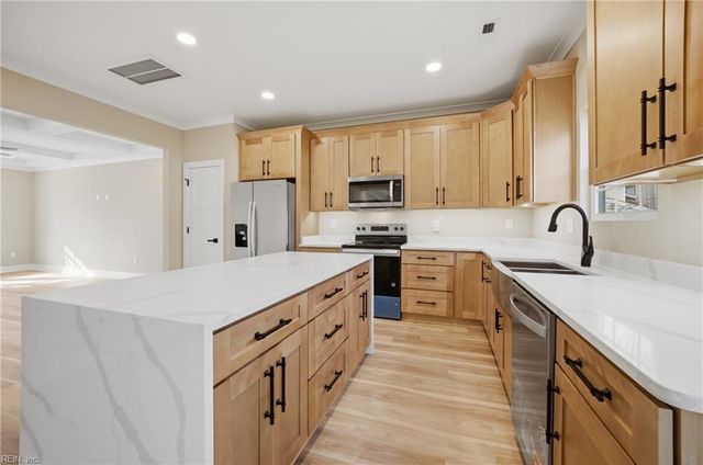 1103 Elizabeth CT, Newport News, VA 23605