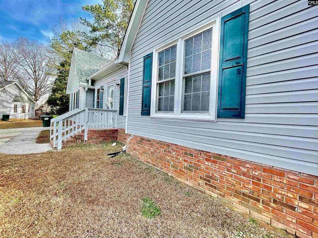 25 Dyers Hall Court, Irmo, SC 29063