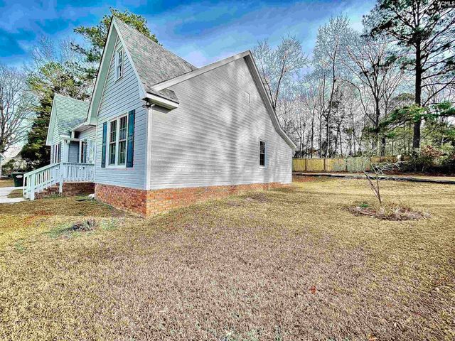 25 Dyers Hall Court, Irmo, SC 29063