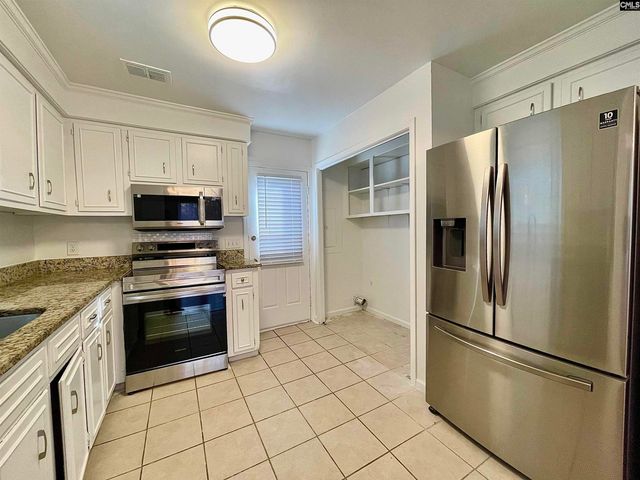 25 Dyers Hall Court, Irmo, SC 29063