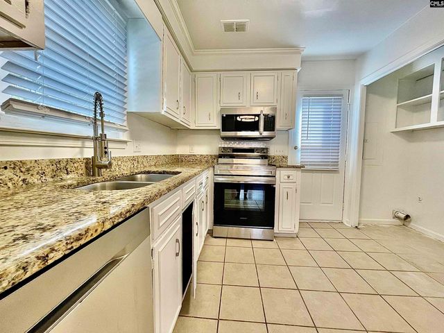 25 Dyers Hall Court, Irmo, SC 29063