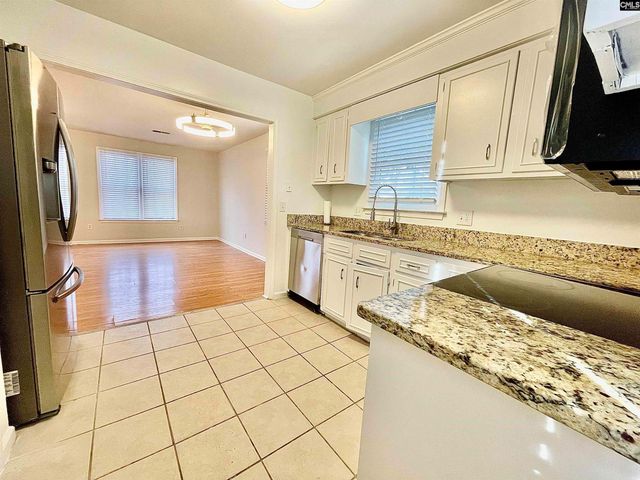 25 Dyers Hall Court, Irmo, SC 29063