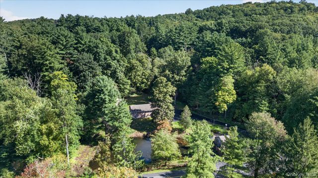 109 Pines Bridge Road, Bedford Corners, NY 10549