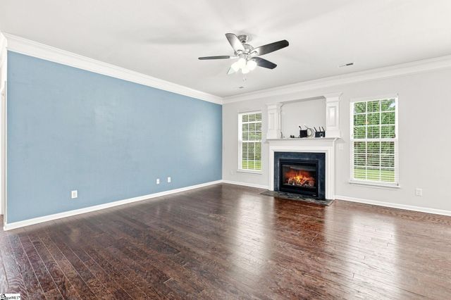 103 Nearmeadows Way, Simpsonville, SC 29681