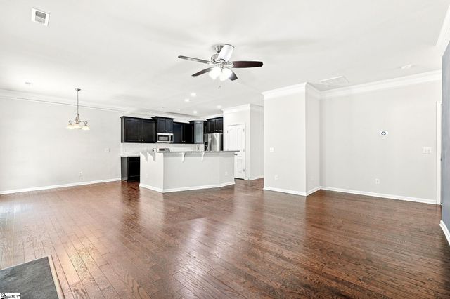 103 Nearmeadows Way, Simpsonville, SC 29681