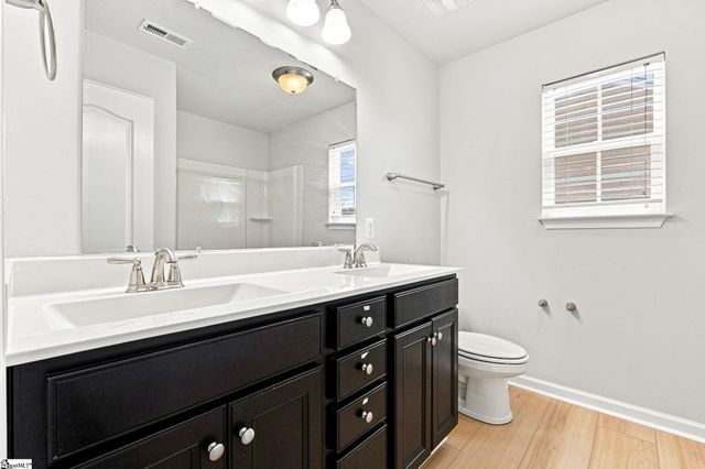 103 Nearmeadows Way, Simpsonville, SC 29681