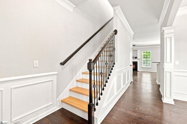 103 Nearmeadows Way, Simpsonville, SC 29681