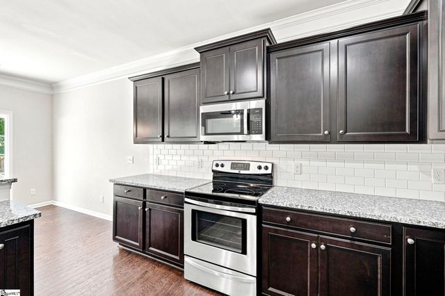 103 Nearmeadows Way, Simpsonville, SC 29681