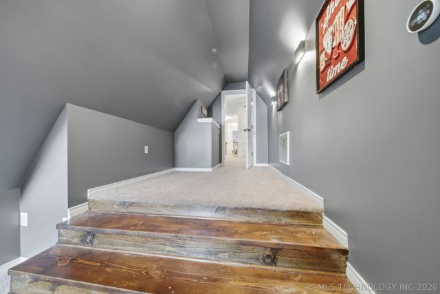10202 S Knoxville Avenue, Tulsa, OK 74137