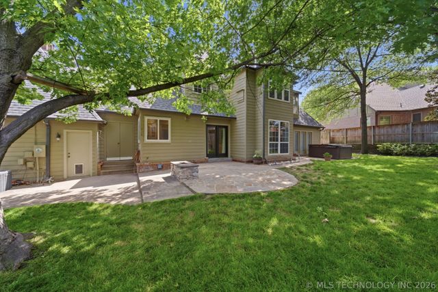 10202 S Knoxville Avenue, Tulsa, OK 74137