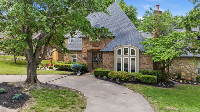 10202 S Knoxville Avenue, Tulsa, OK 74137