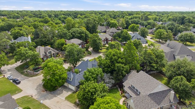 10202 S Knoxville Avenue, Tulsa, OK 74137