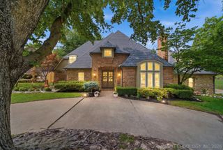 10202 S Knoxville Avenue, Tulsa, OK 74137