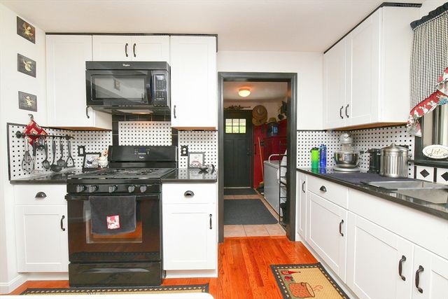 100 Bournedale Road, Bourne, MA 02532