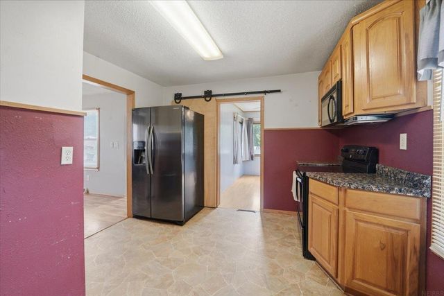 1415 Dearborn Avenue, Waterloo, IA 50707