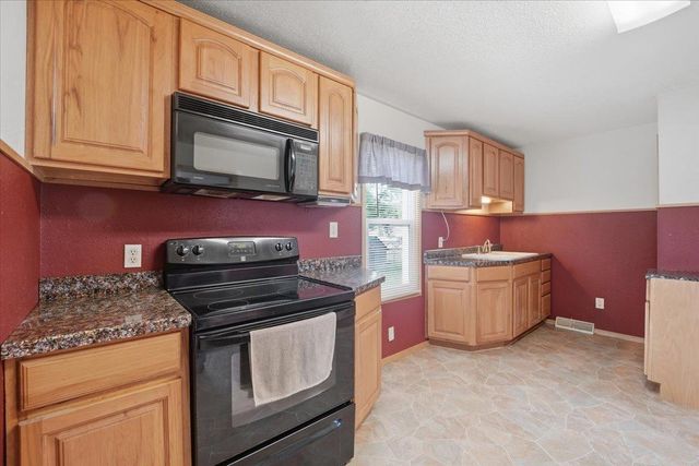 1415 Dearborn Avenue, Waterloo, IA 50707