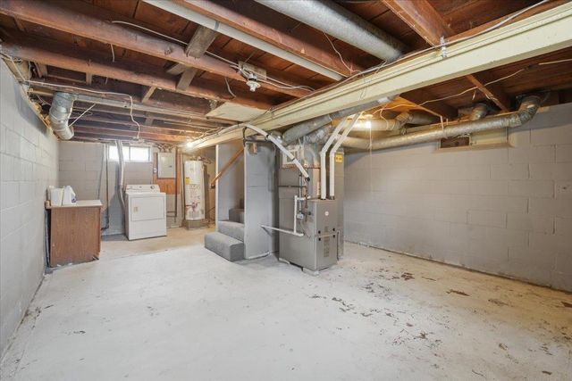 1415 Dearborn Avenue, Waterloo, IA 50707