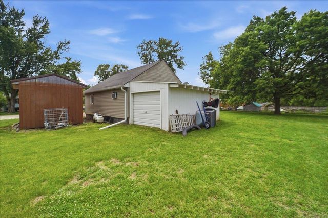 1415 Dearborn Avenue, Waterloo, IA 50707