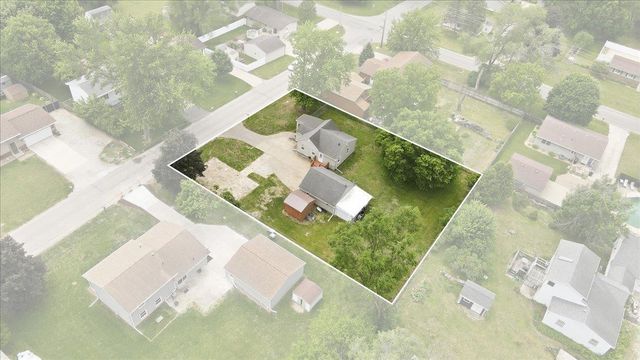1415 Dearborn Avenue, Waterloo, IA 50707
