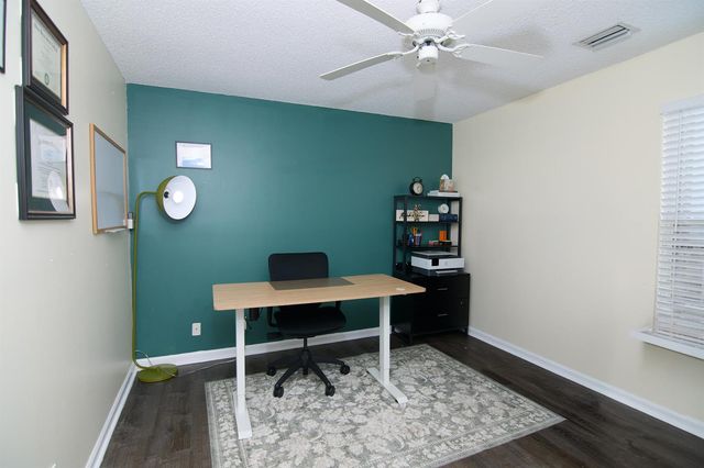 2824 Waters Edge Circle, Greenacres, FL 33413