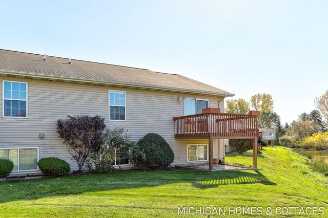 634 Wilshire Court, Holland City, MI 49423