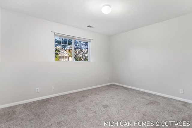 634 Wilshire Court, Holland City, MI 49423