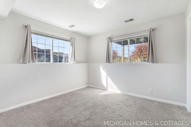 634 Wilshire Court, Holland City, MI 49423