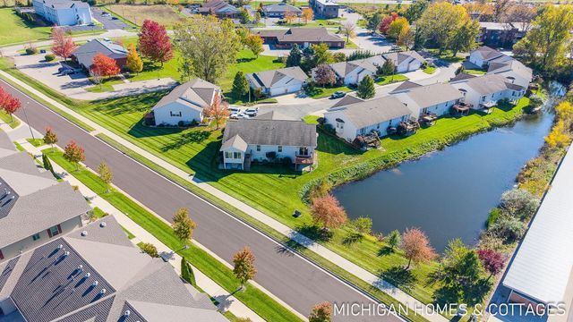 634 Wilshire Court, Holland City, MI 49423