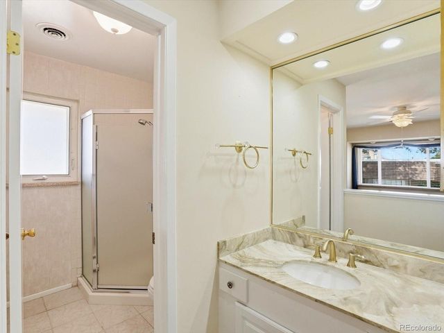 3330 S Oneida Way, Denver, CO 80224