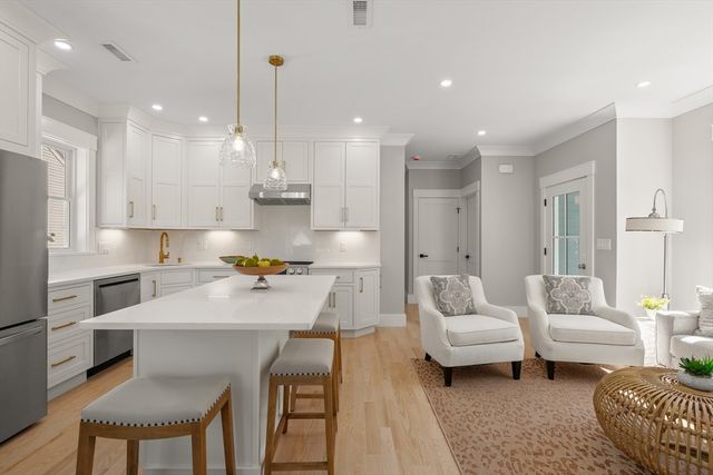 40 Lyons Street 40, Quincy, MA 02169