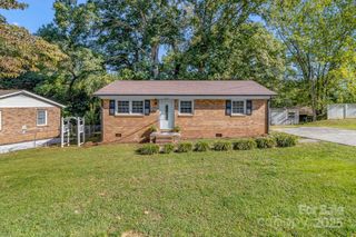 806 Dogwood Drive, Dallas, NC 28034