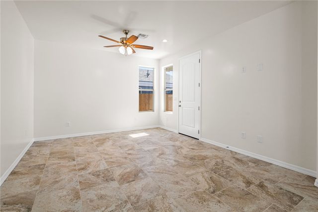 2275 E Ames Avenue, Kingman, AZ 86409