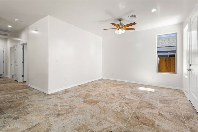 2275 E Ames Avenue, Kingman, AZ 86409