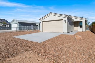 2275 E Ames Avenue, Kingman, AZ 86409
